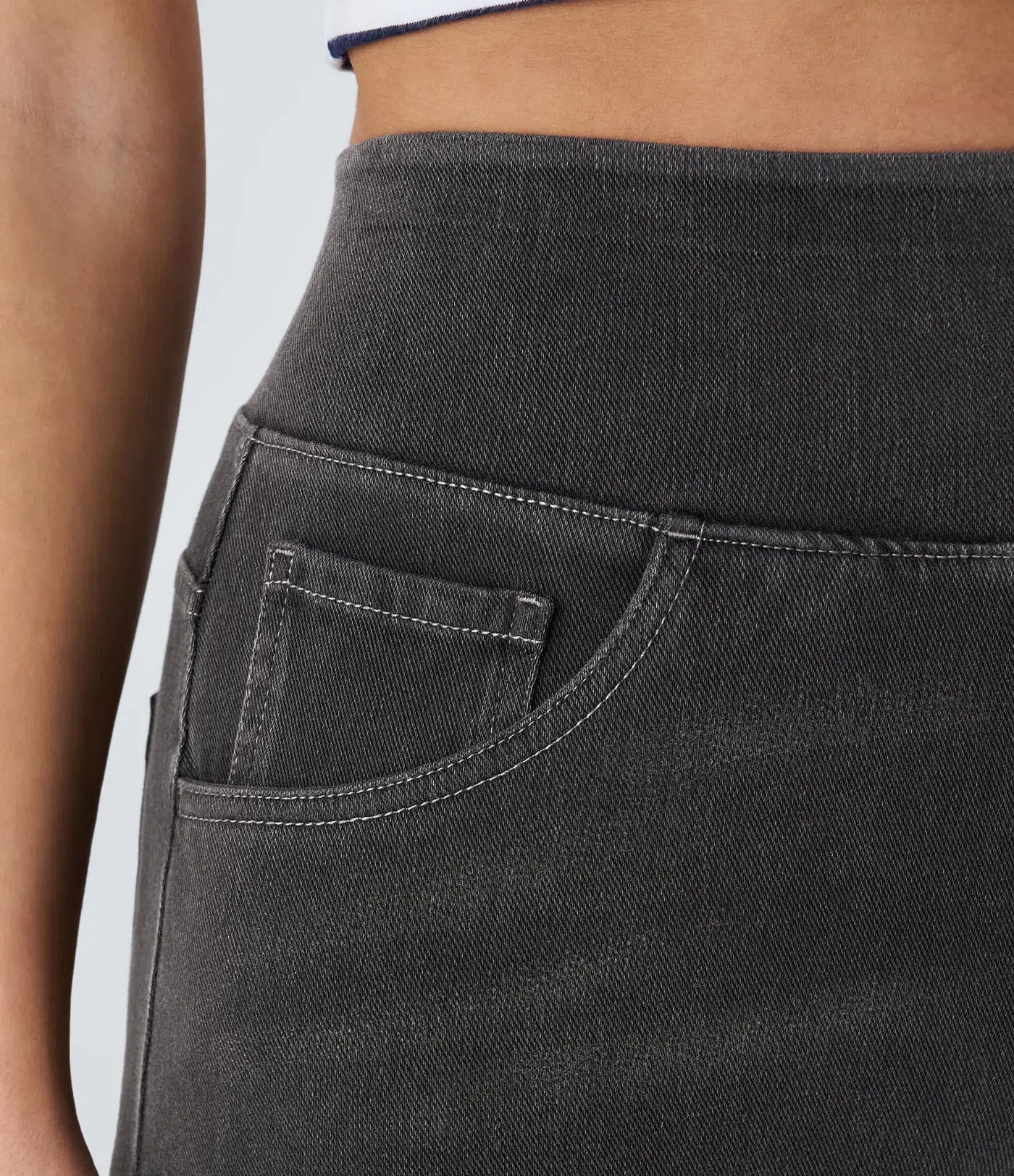Nordyx Flex™Høytlivede baggy jeans med vide ben, vasket look og flere lommer