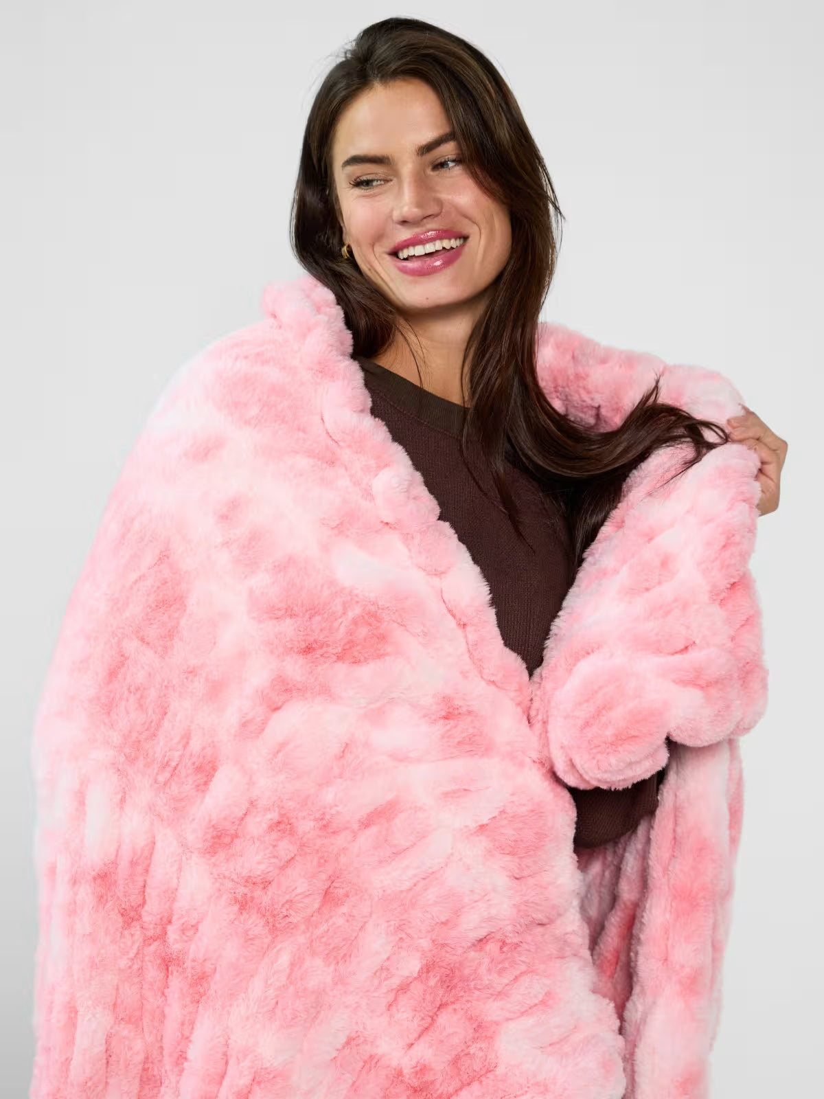 no-repeat center / cover
url('https://cdn.shopify.com/s/files/1/0764/4155/1106/files/rose_quartz.avif?v=1766545615')