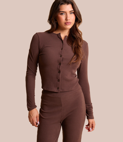 To-delt ribbestrikket topp og bukse med elastisk midje