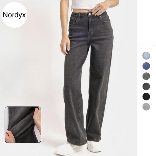 Casual jeans med middels midje og flere lommer