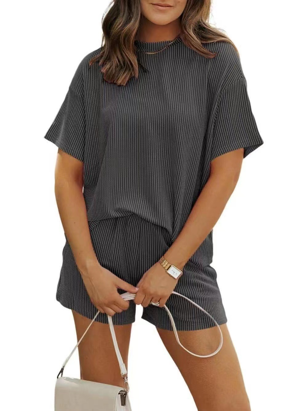 Nordyx™  Ribbestrikket loungessett med løs T-skjorte og shorts med lommer